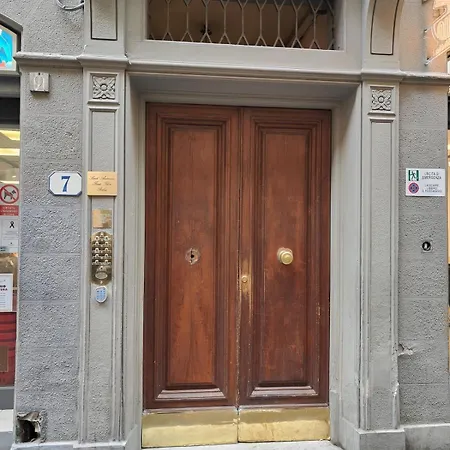 San Antonino Elegant Renovated Cosy アパート